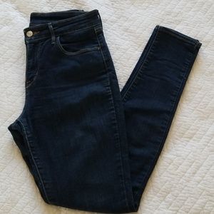 Levis Midrise Skinny Jeans 28x32